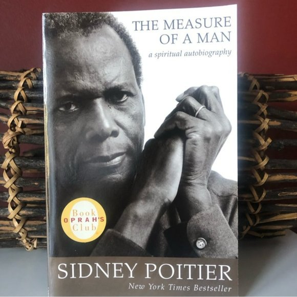 👛 (ANY 4/$20) Book: THE MEASURE OF A MAN, Autobiography of Sidney Poitier - Picture 1 of 5